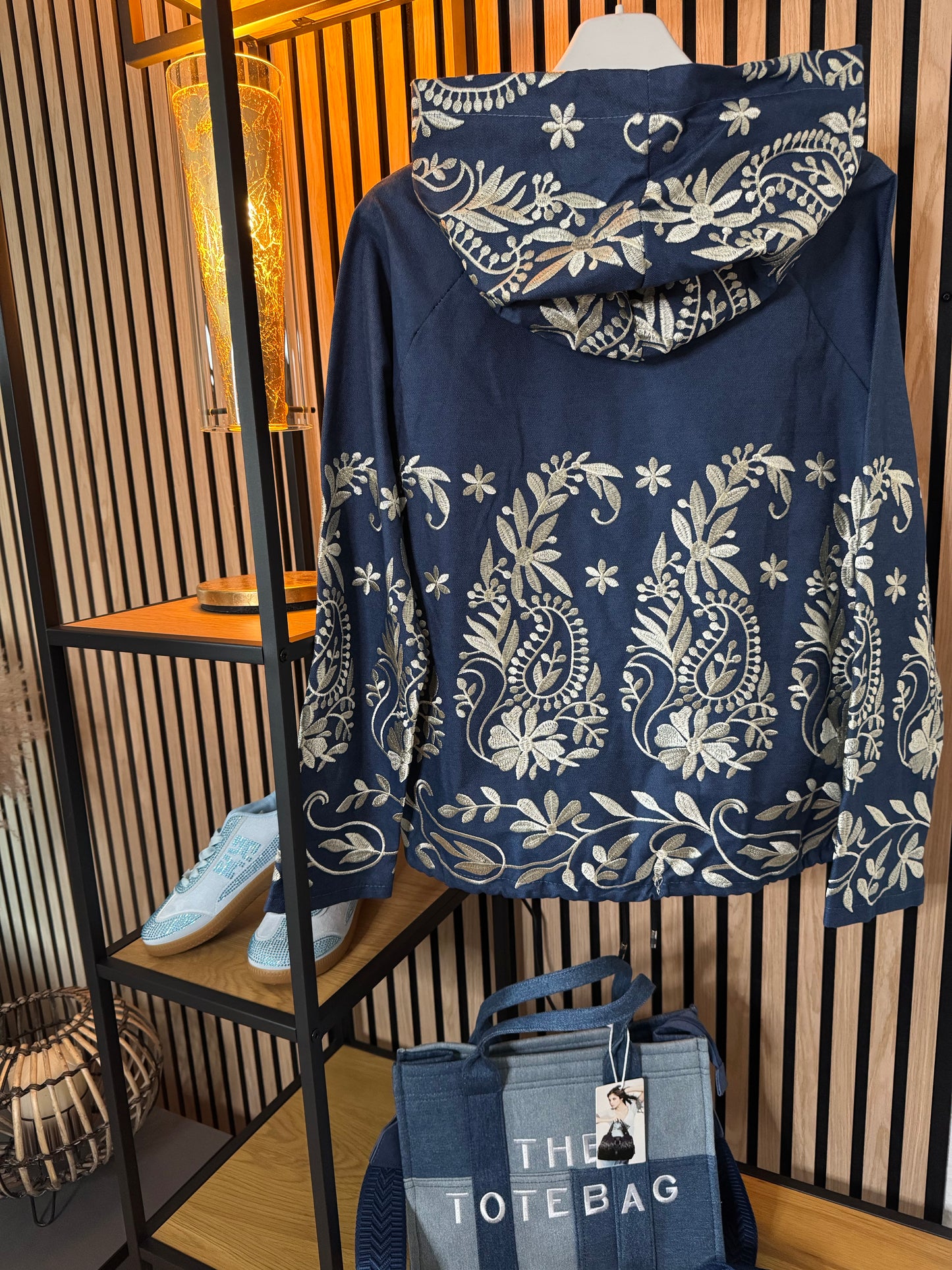 Exklusive Damenjacke 2531