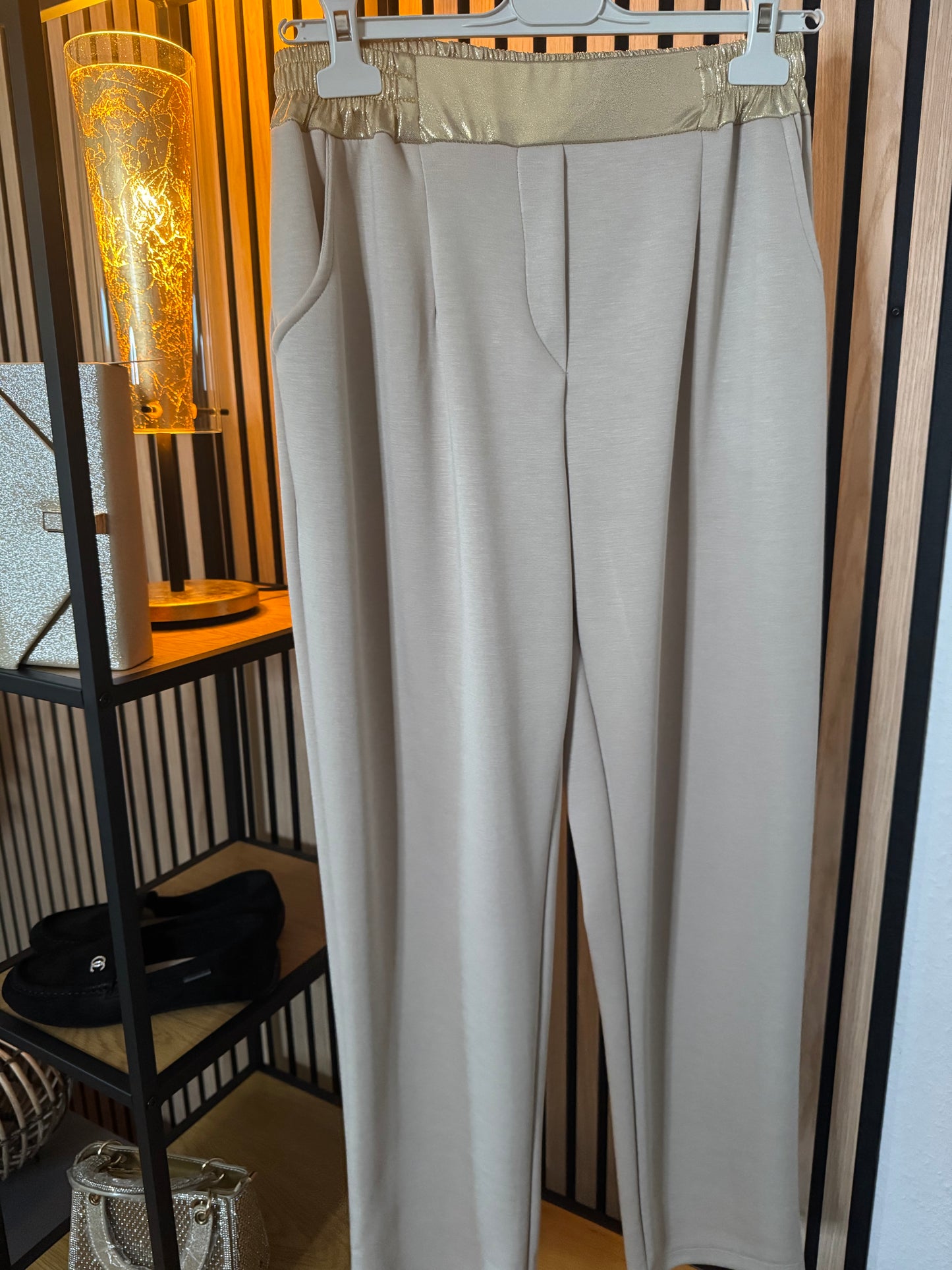 Exklusive Damenhose 2550