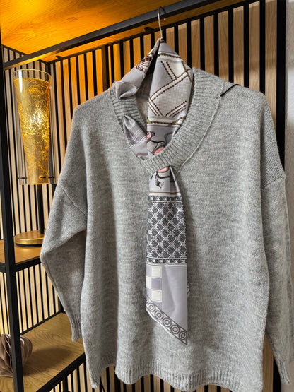 Eleganter gestrickter Damen-Pullover mit Schal 2616