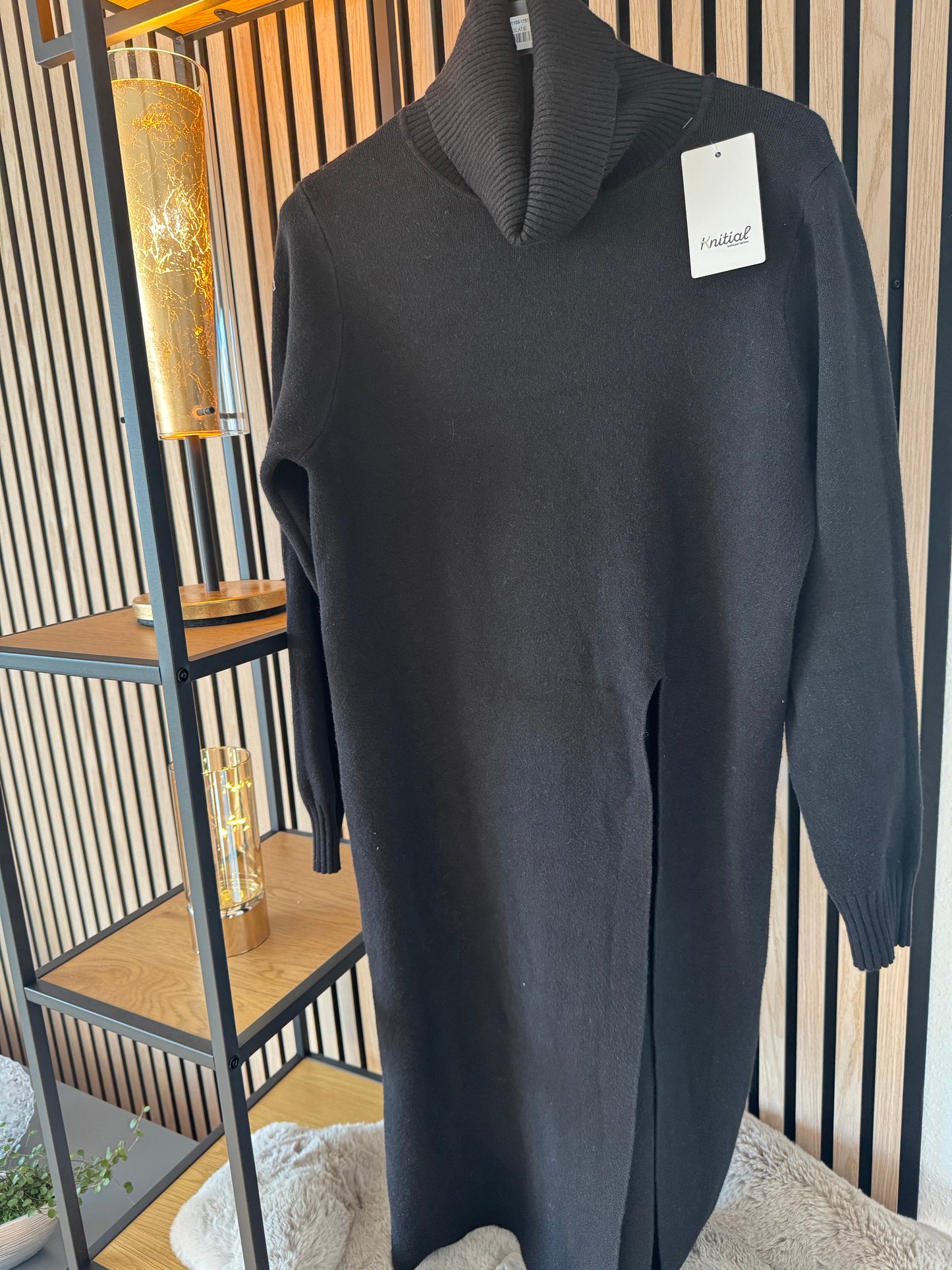 Strickkleid & Pullover in einem – 2-in-1 Design2623