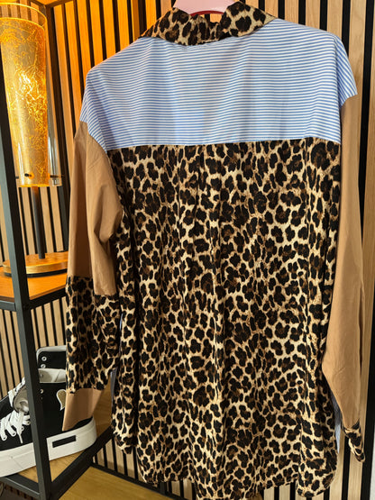 Bluse mit Leo -Print 2540
