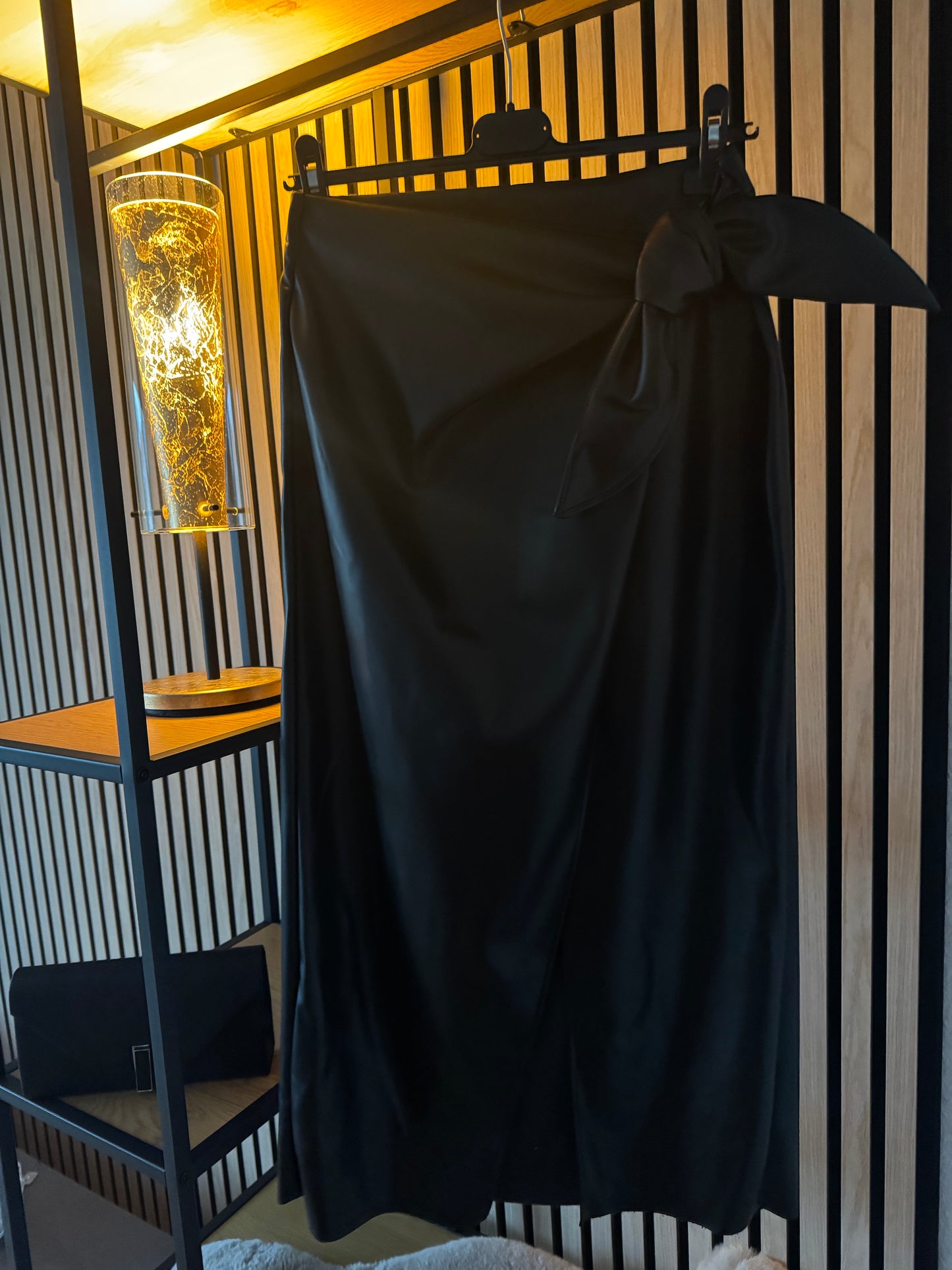 Eleganter Damenrock aus Eco-Leder 2614