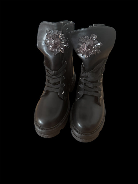 Damen kurze Stiefeletten / Boots in klassischem Schwarz