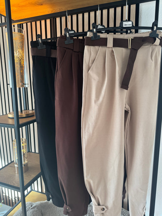 Elegante Damenhose mit sportivem Touch – 2-in-1 Stil 2619